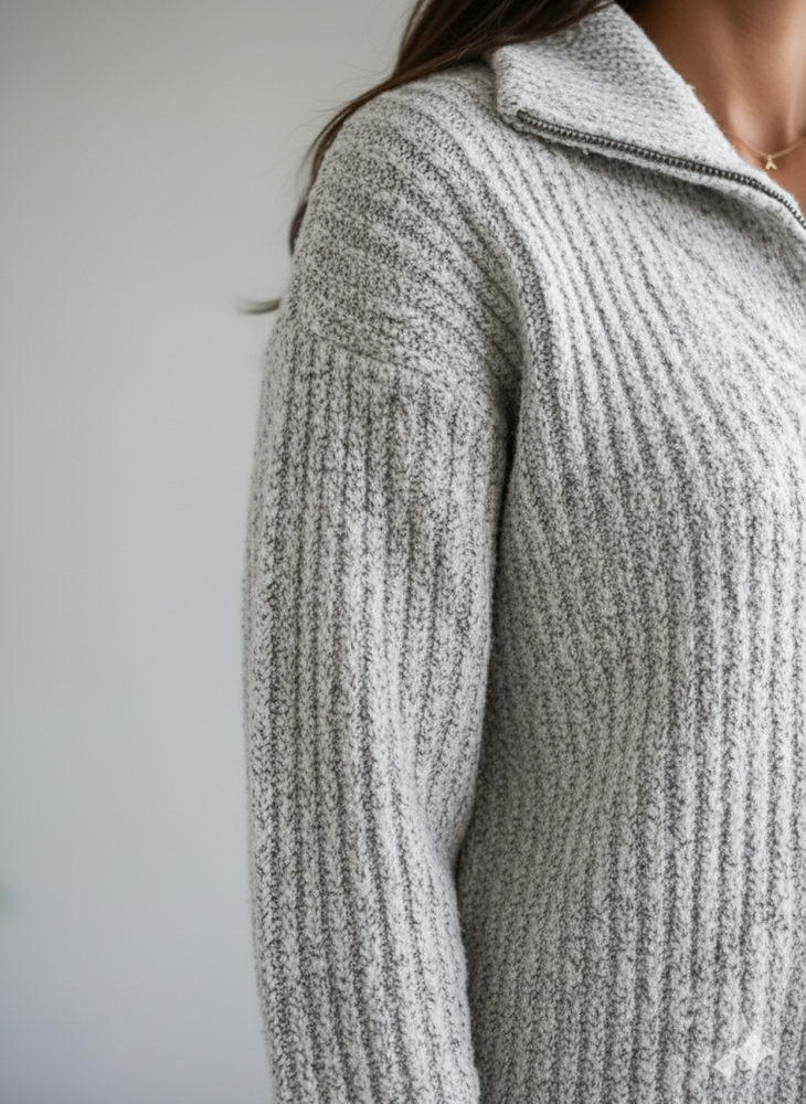 Kuscheliger Damen Strickpullover mit Reißverschluss | Winter