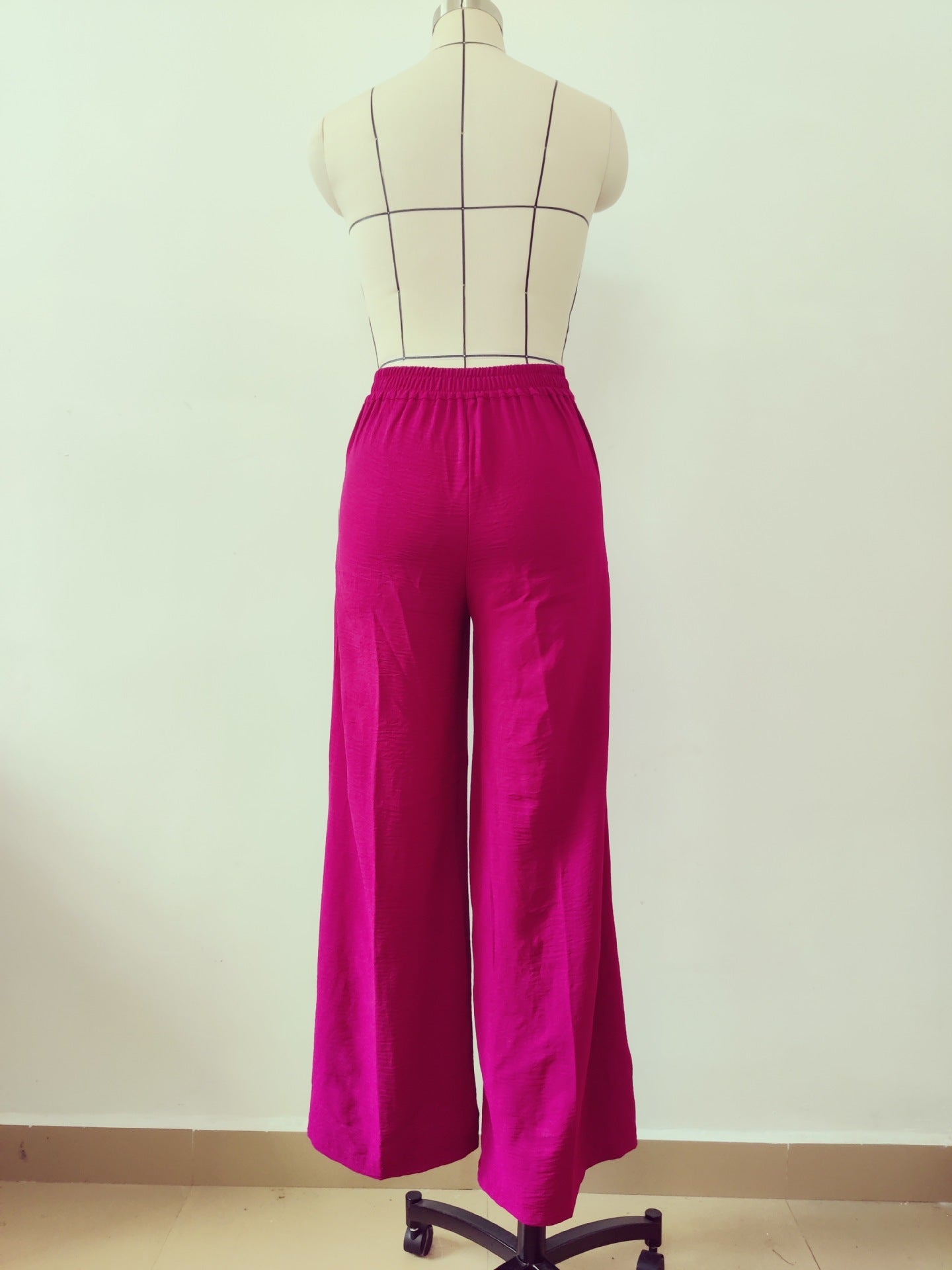 Denis – Legere Weitbeinige Pluderhose mit Falten