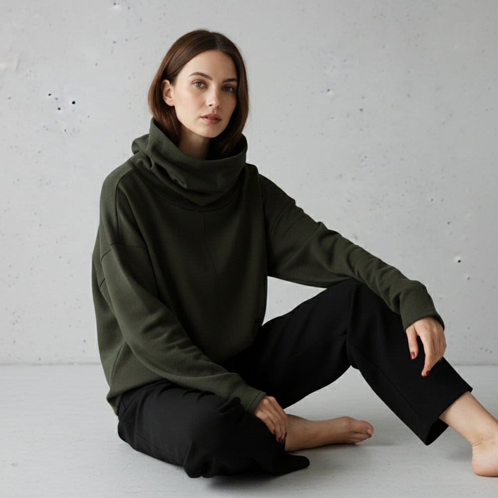 Lässiges Damen Sweatshirt mit Rollkragen | Winter