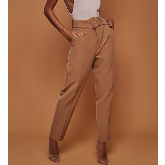 Melissa – Gerade Damenhose für Business mit Gürtel