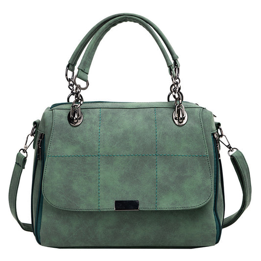 Susan – Große Schultertasche aus hochwertigem veganem Leder in Matcha-Grün