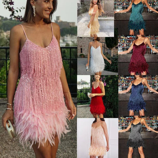 Jennifer – Elegantes Minikleid mit Pailletten und Federn
