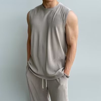 ENGEL Herren Sommer Set modern – Ärmelloses Plissee Top mit elastischer Hose
