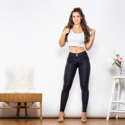 Sophia – Booty Lifting Yogahosen für Frauen in Schwarz