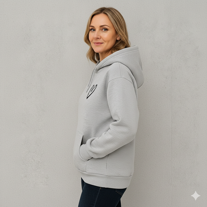 Damen Hoodie mit Herz Print | Lässig & Bequem